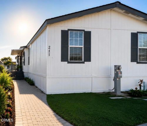 211-211 Calle De La Rosa, Camarillo, CA, 93012-5006 | Card Image