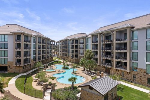 unit-31-98 Island Dr, Horseshoe Bay, TX, 78657-6169 | Card Image