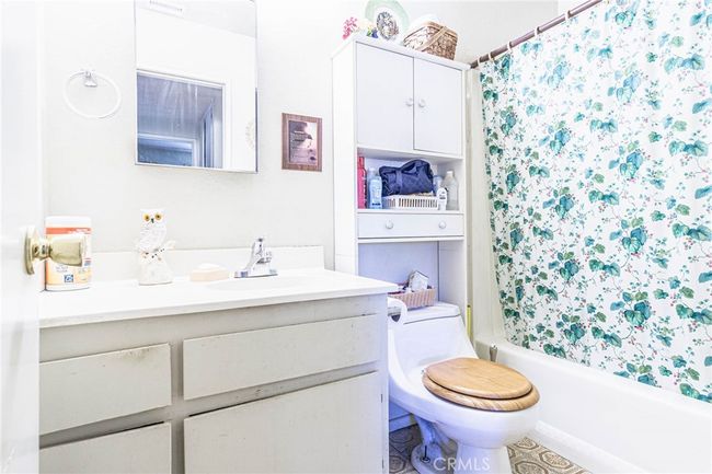 15660 Yates Rd, House other with 3 bedrooms, 2 bathrooms and 2 parking in Victorville CA | Image 19