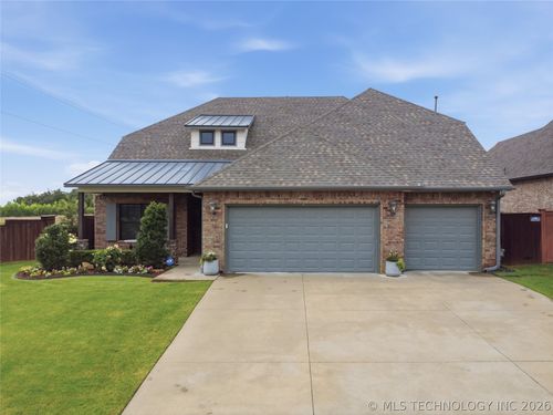 904 86th Pl, Tulsa, OK, 74132-3540 | Card Image