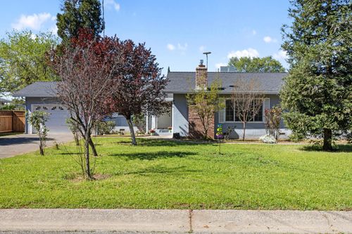 5142 Huntington Dr, Redding, CA, 96002-4003 | Card Image