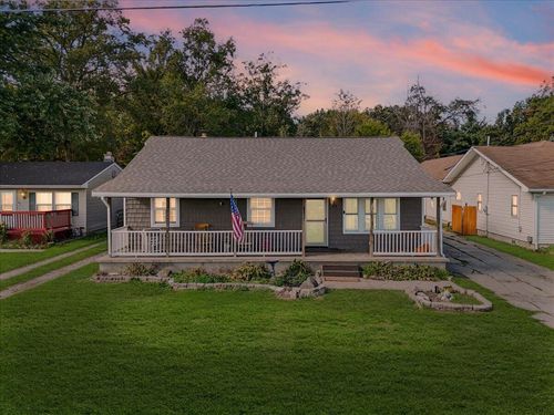 9601 Exeter Rd, Carleton, MI, 48117-9351 | Card Image