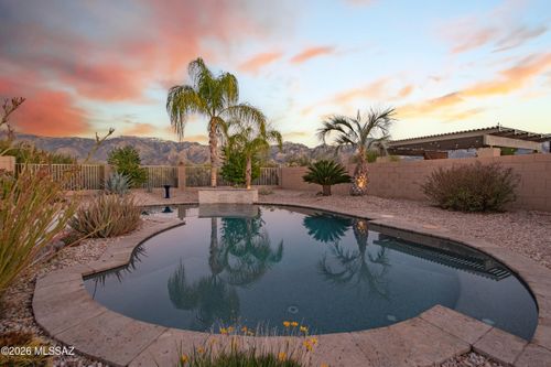 13218 N Lost Artifact Ln, Oro Valley, AZ, 85755-1942 | Card Image