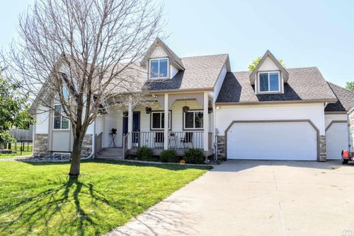 403 Wild Plum Way, Sergeant Bluff, IA, 51054-3503 | Card Image
