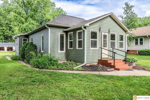 903 Ely St, Woodbine, IA, 51579-1008 | Card Image