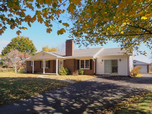 1361 S Main St, Hillsville, VA, 24343-1385 | Card Image