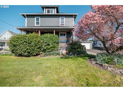 290 Gilles St, Mount Angel, OR, 97362-9567 | Card Image