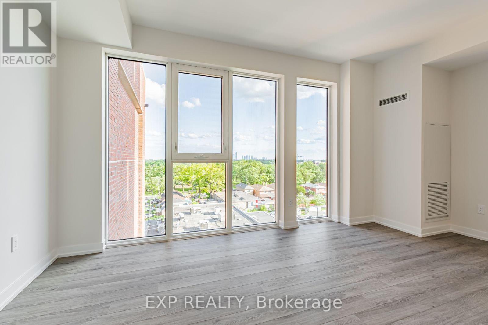 Residential Lease in Toronto (Junction Area) 4