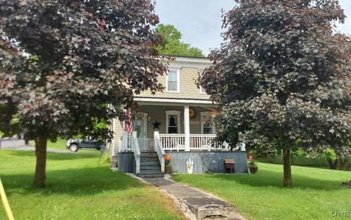7472 East St, Newport, NY, 13416-3620 | Card Image