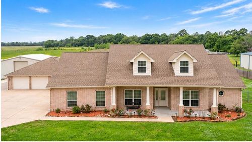 2224 County Road 660b, Danbury, TX, 77534-8740 | Card Image