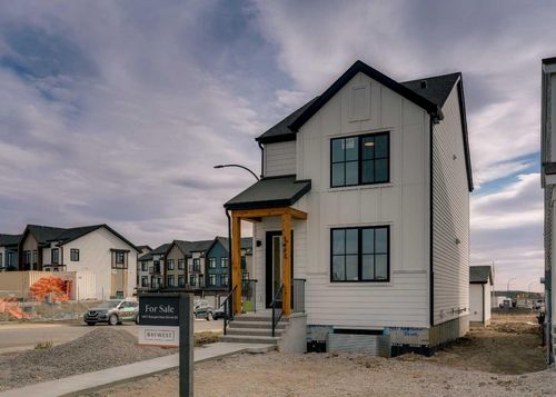 1497 Rangeview Dr Se, Calgary, AB, T3S0C6 | Card Image