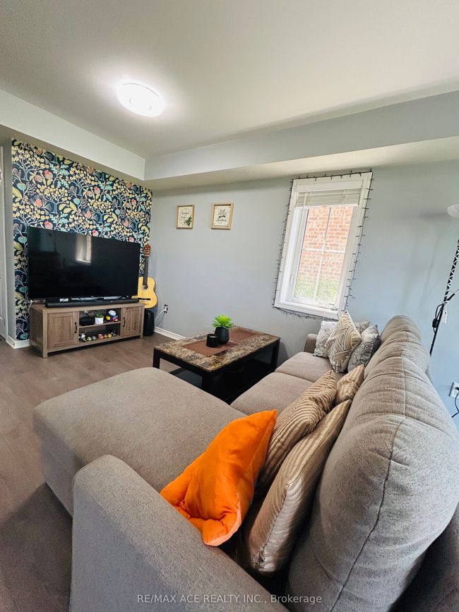 8 - 2441 Greenwich Dr, Condo with 2 bedrooms, 2 bathrooms and 2 parking in Oakville ON | Image 15