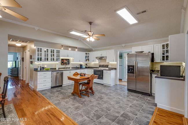 966 W Island View Rd, House other with 3 bedrooms, 2 bathrooms and null parking in Bath NC | Image 30