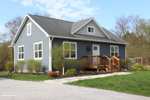 19780 Armada Ridge Rd, Armada, MI, 48005-4219 | Card Image
