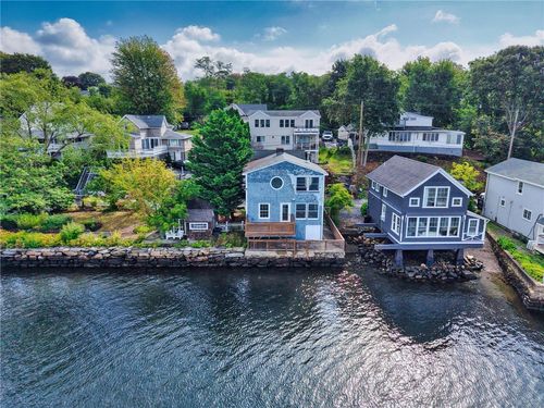 285 Riverside Dr, Tiverton, RI, 02878-4205 | Card Image