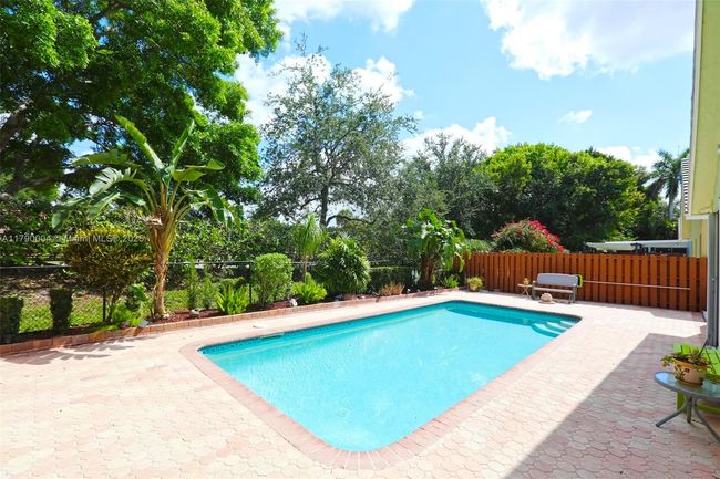 9271 Arborwood Cir, House other with 2 bedrooms, 2 bathrooms and null parking in Davie FL | Image 29
