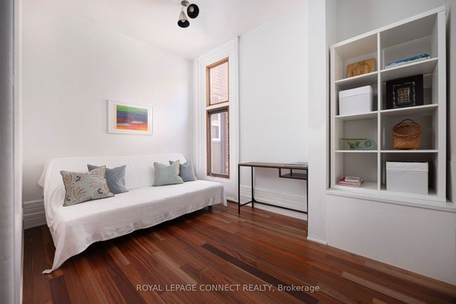 288 Sherbourne St, House attached with 9 bedrooms, 5 bathrooms and null parking in Toronto ON | Image 23