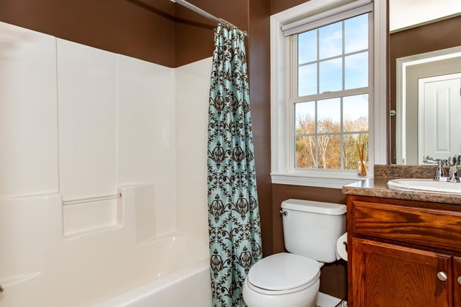 81 Cider St, House other with 3 bedrooms, 3 bathrooms and null parking in Epping NH | Image 25