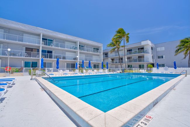 Pool view 2 | Image 25