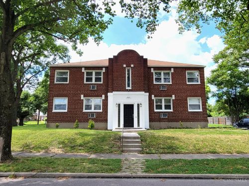 7505 Greenland Pl, Cincinnati, OH, 45237-2726 | Card Image