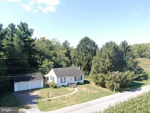 4594 Salem Church Rd, WAYNESBORO, PA, 17268-9559 | Card Image