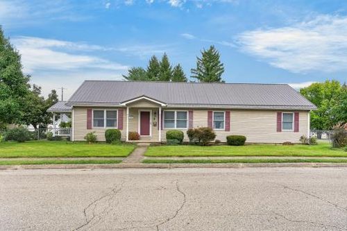 400 N High St, Waverly, OH, 45690-1127 | Card Image