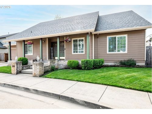 6876 Simeon Dr, Springfield, OR, 97478 | Card Image