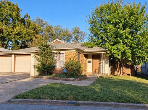 2513 Roseland Street, Fort Worth, TX, 76103 | Card Image