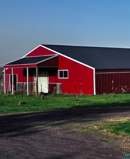 5765 E Neuman Rd, South Range, WI, 54874-8452 | Card Image