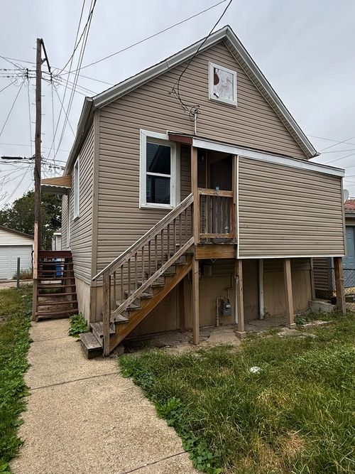ch-4422 S Wood Street, Chicago, IL, 60609 | Card Image