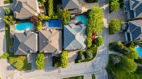 171 Lawrie Rd, Thornhill, ON, L4J8N6 | Card Image