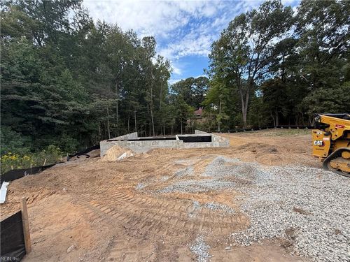 2678 Rail Ct, Hayes, VA, 23072-3266 | Card Image