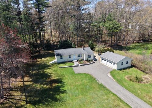 99 Karen Rd, Hanover, MA, 02339-2813 | Card Image