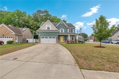 800 Aaron Culbreth Ct, Chesapeake, VA, 23322-5779 | Card Image