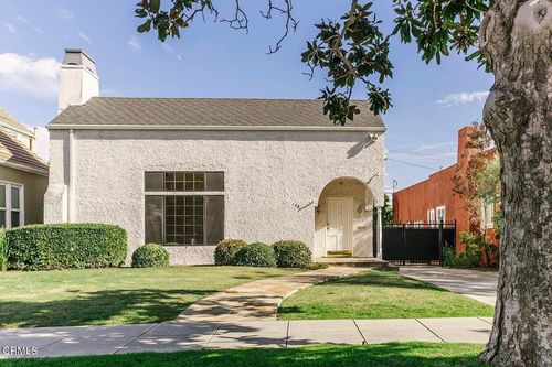 136 S Arden Blvd, Los Angeles, CA, 90004-3717 | Card Image