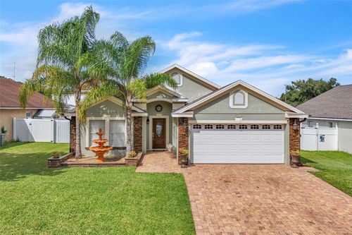 574 Rouzer St, APOPKA, FL, 32712-3650 | Card Image