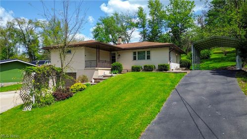 523 Juanita St, Steubenville, OH, 43952-7944 | Card Image