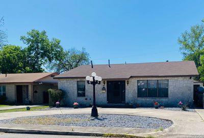 354 W Palfrey St, House other with 4 bedrooms, 2 bathrooms and null parking in San Antonio TX | Image 1