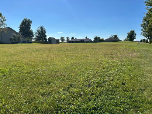 703 Simplicity Dr, Ellendale, MN, 56026-4349 | Card Image