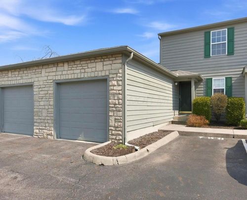 758 Parkgrove Way, Lewis Center, OH, 43035-9586 | Card Image