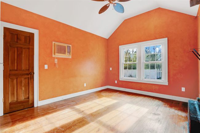526 N Windsor Ave, House other with 4 bedrooms, 2 bathrooms and null parking in Brightwaters NY | Image 11