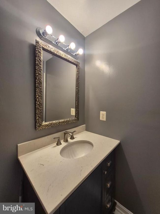 9871 Upper Mill Loop, House other with 5 bedrooms, 4 bathrooms and null parking in BRISTOW VA | Image 38