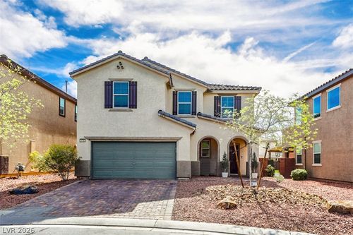 5732 Aspen Park Ln, North Las Vegas, NV, 89081-6829 | Card Image