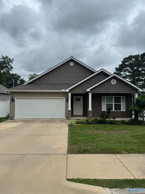 501 Barkley Street Sw, Hartselle, AL, 35640 | Card Image