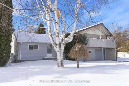 {{alt}} | Card Image