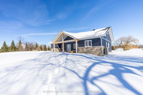 4645 Mcneely Rd Road, Orleans - Cumberland and Area, ON, K4B1J1 | Card Image