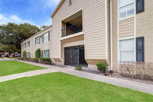 48-835 Heights Boulevard, Houston, TX, 77007 | Card Image