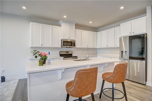 1605 Redwing Arc, Chesapeake, VA, 23323-6308 | Card Image