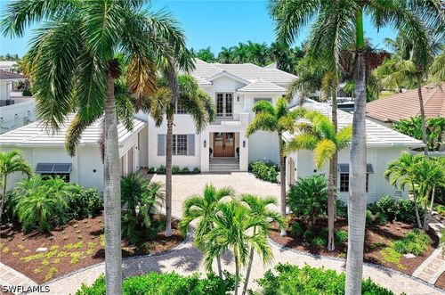 1888 6th St S, NAPLES, FL, 34102-7516 | Card Image