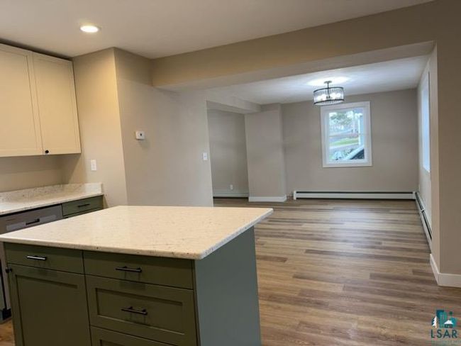 402 N Elba Ave, House other with 2 bedrooms, 1 bathrooms and null parking in Eveleth MN | Image 4